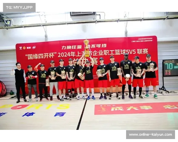 安踏mentch洲际车队迎冠名赞助后首次亮相引发广泛关注 安踏mentch洲际车队迎冠名赞助后首次亮相引发广泛关注